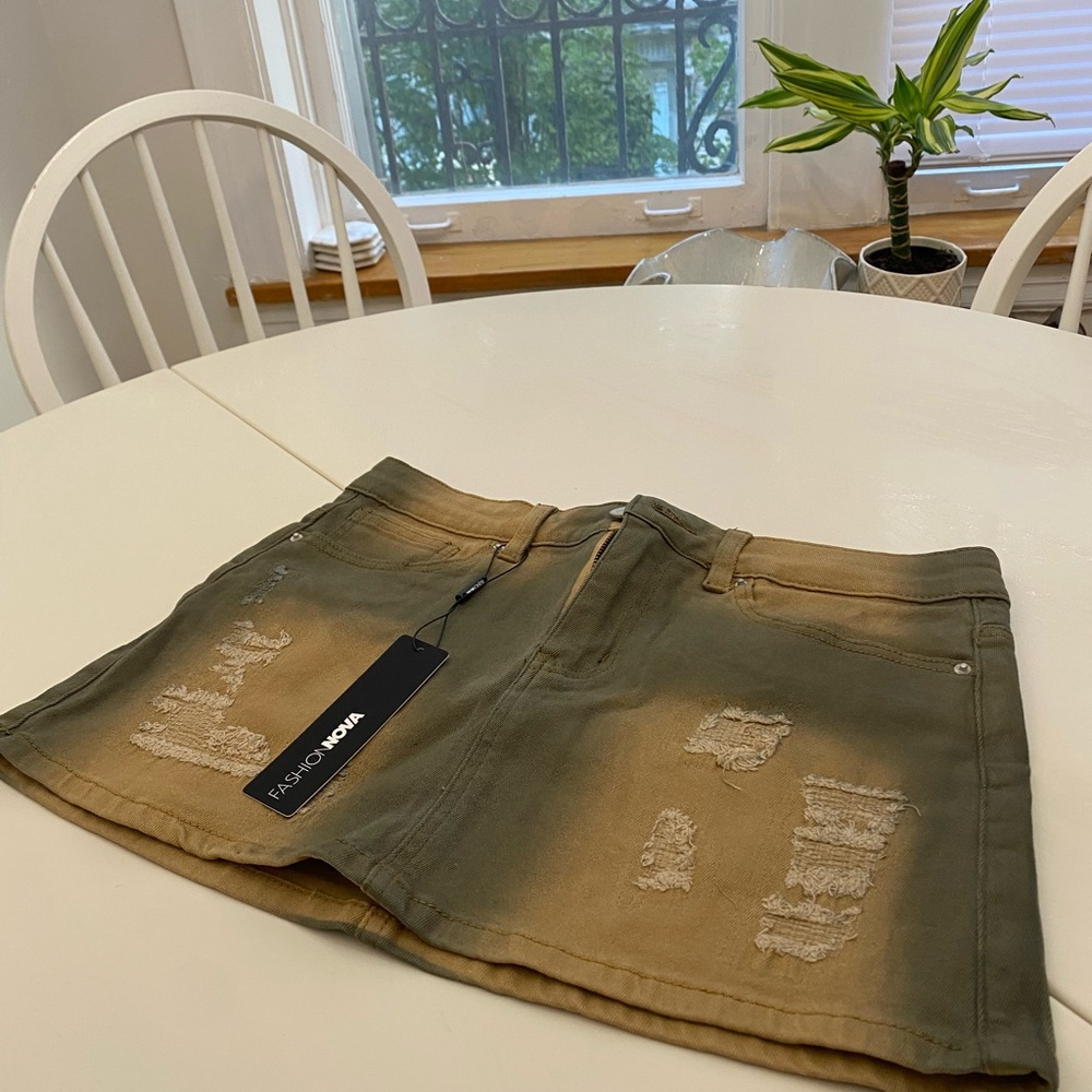 Fashion Nova Distressed Skirt